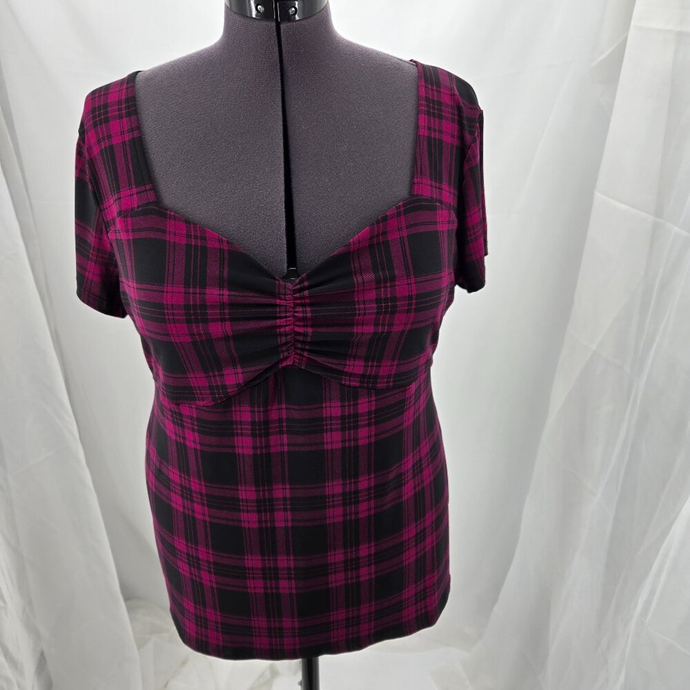 Women's Pink & Black Plaid Sweetheart Top